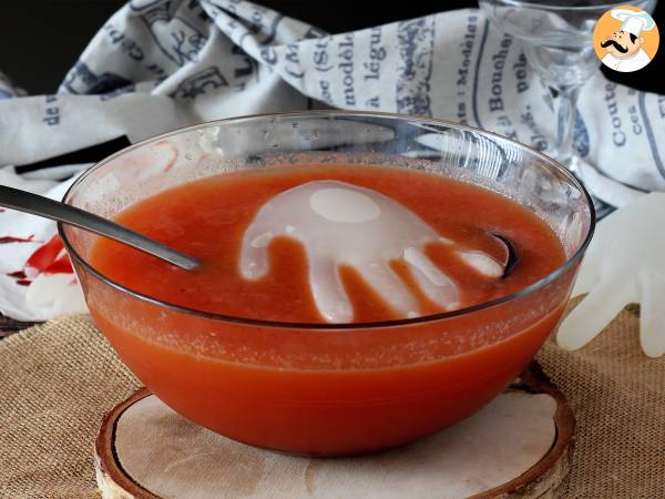 Halloween-cocktail med handformad isbit - enkel tutorial! - Beredning steg 5