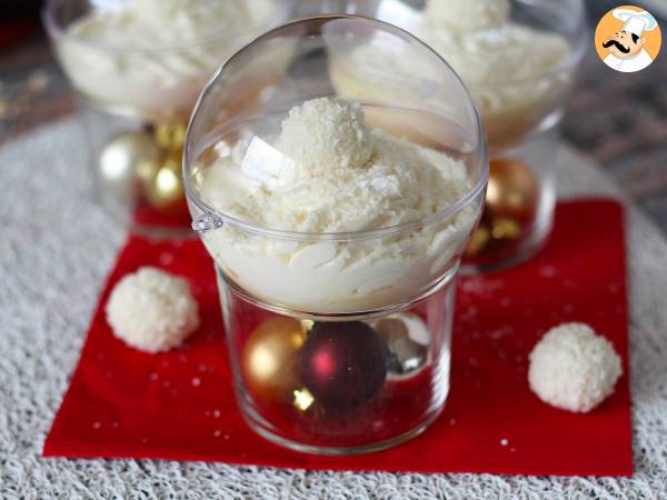 Raffaello-liknande kokosnötsverriner utan bakning - en sagodessert i en snöglob - Beredning steg 8