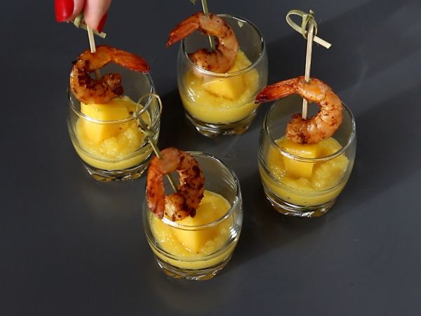 Verriner med räkor och mango för en söt och salt aperitif - Beredning steg 7