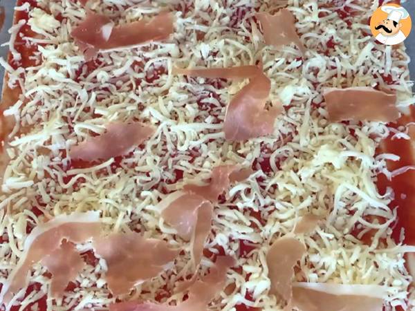 Maxi smördegssnurror (tomat, skinka, mozzarella, persilja) - Beredning steg 2
