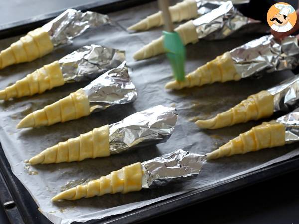 Söta smördegsmorötter till påskaperitif: getost och soltorkade tomater - Beredning steg 4