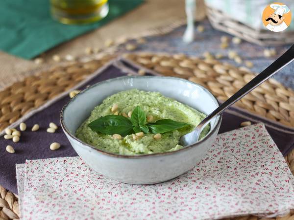 Zucchinipesto, det snabba och välsmakande receptet utan tillagning - Beredning steg 5