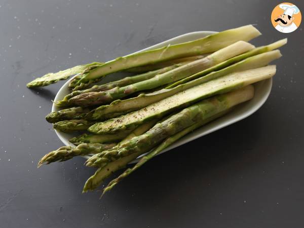 Bakverk med sparris, skinka och smältost - Beredning steg 2