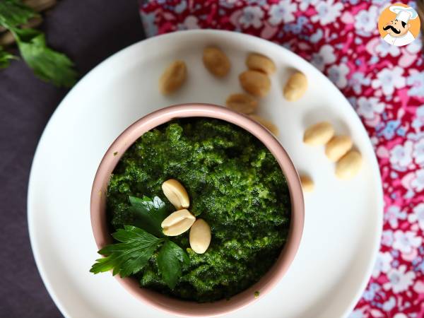 Pesto med persilja och jordnötter, en explosion av smaker - Beredning steg 4