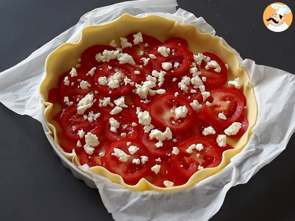 Vegetarisk tomat- och fetaquiche, perfekt att ta med på picknicken! - Beredning steg 4