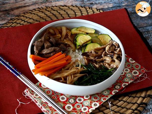 Bibimbap, den traditionella koreanska maträtten - Beredning steg 11