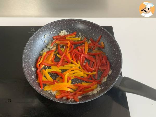 Pasta med paprika och philadelphia - Beredning steg 2