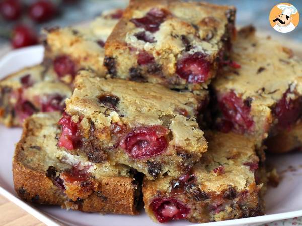 Blondie med körsbär och choklad, den perfekta krispiga och smältande kakan - Beredning steg 6