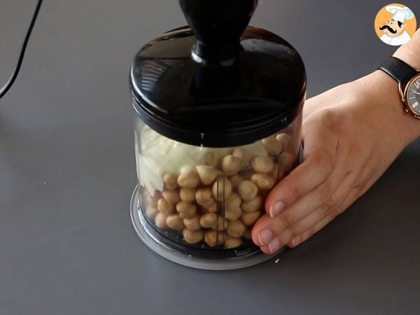 Enkel rulltårta med Kinder Bueno-smak, perfekt som födelsedagstårta eller julkaka! - Beredning steg 1