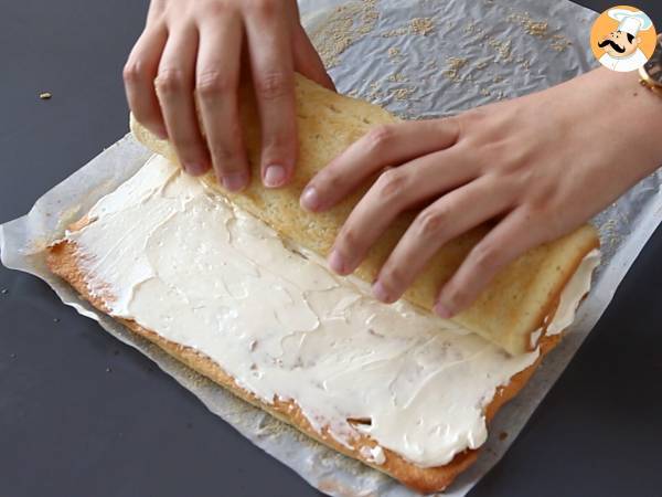 Enkel rulltårta med Kinder Bueno-smak, perfekt som födelsedagstårta eller julkaka! - Beredning steg 9