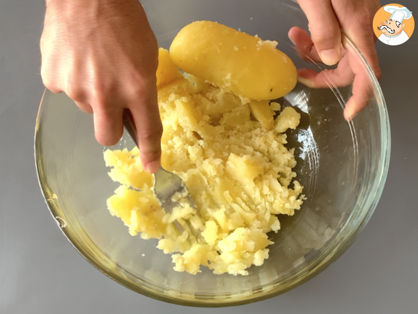 Hemlagad potatisgnocchi med pesto - Beredning steg 1