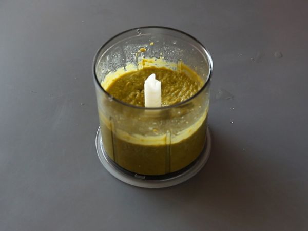 Vegetariska verrines: ärtsoppa, parmesancrumble och mascarponekräm - Beredning steg 4