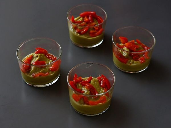Vegetariska verrines: ärtsoppa, parmesancrumble och mascarponekräm - Beredning steg 8