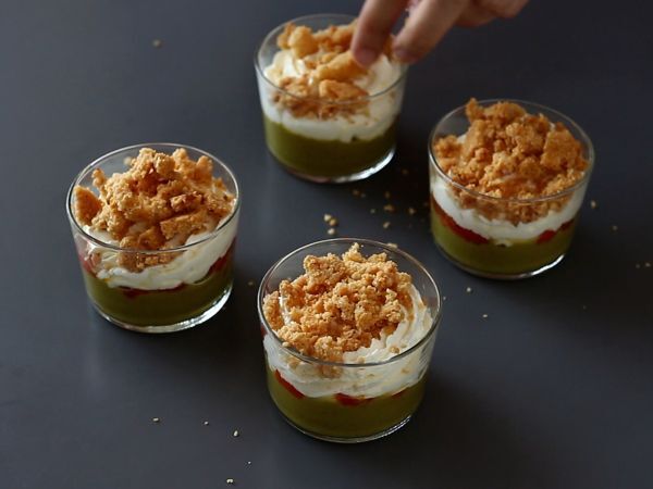 Vegetariska verrines: ärtsoppa, parmesancrumble och mascarponekräm - Beredning steg 10