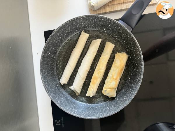 Börek med fåroste och persilja - Beredning steg 3