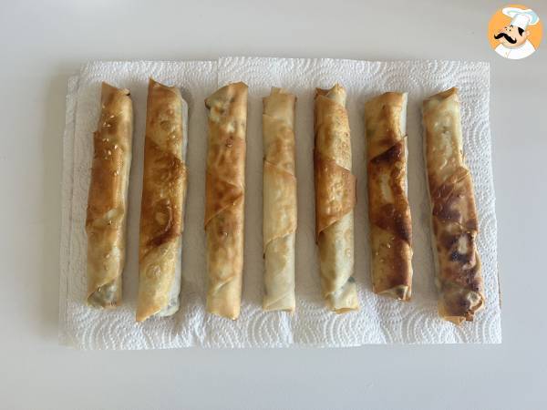 Börek med fåroste och persilja - Beredning steg 4