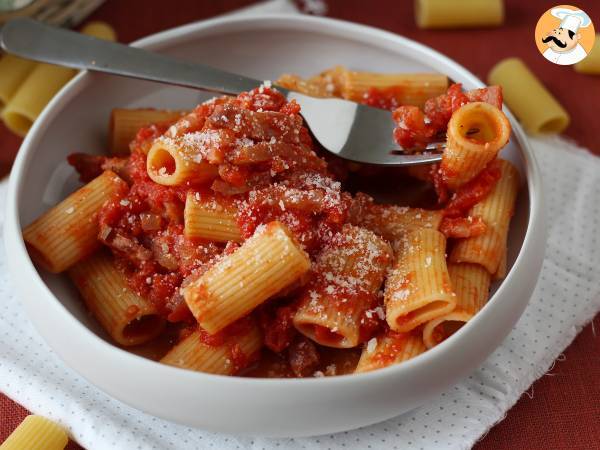 Pasta all'amatriciana, det traditionella receptet förklarat steg för steg - Beredning steg 10
