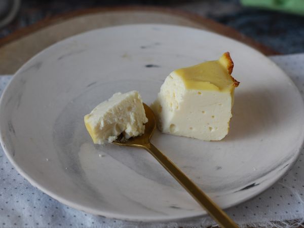 Ekonomisk ricottafondanttårta med endast 4 ingredienser - Beredning steg 4