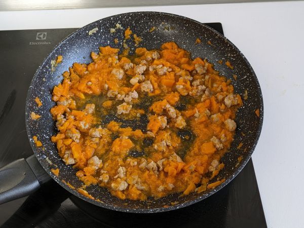 Pasta med pumpa och korv - Beredning steg 6