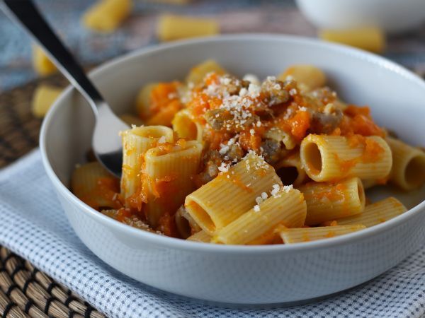 Pasta med pumpa och korv - Beredning steg 8