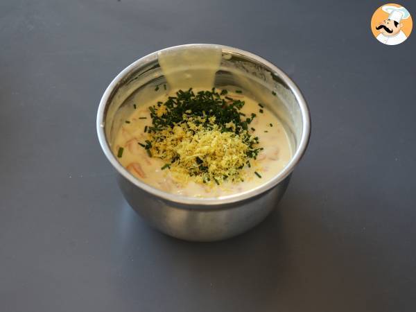 Tårta med rökt lax, citron och gräslök - Beredning steg 4