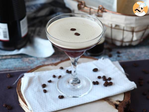 Espresso Martini, den perfekta cocktailen för kaffeälskare - Beredning steg 5