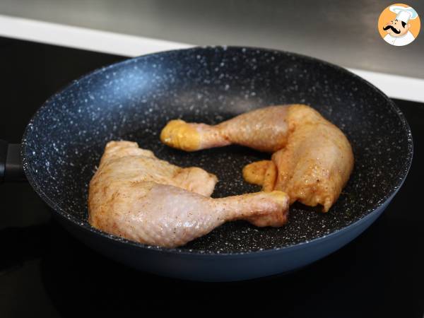 Hur steker jag kycklinglår i panna? - Beredning steg 3