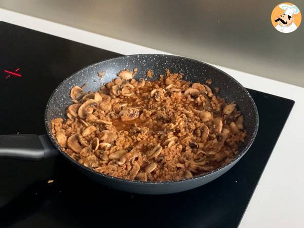 Kinesiska nudlar i wok (grönsaker och texturerat sojaprotein) - Beredning steg 2