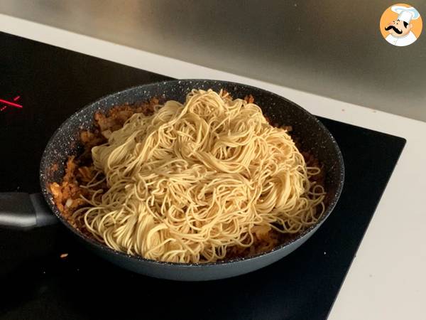 Kinesiska nudlar i wok (grönsaker och texturerat sojaprotein) - Beredning steg 4