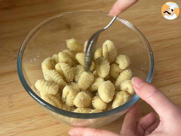 Krispiga parmesan gnocchi i Air Fryer - Beredning steg 1