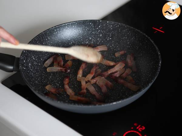 Spaghetti alla carbonara, det äkta italienska receptet! - Beredning steg 3