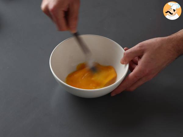 Spaghetti alla carbonara, det äkta italienska receptet! - Beredning steg 4