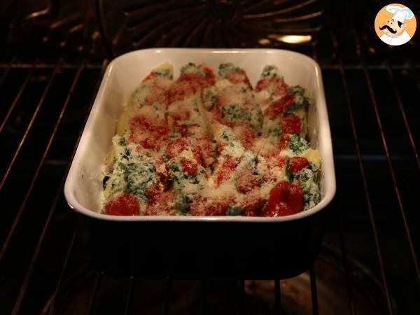 Conchiglioni fyllda med ricotta och spenat: en oemotståndlig bakad vegetarisk rätt - Beredning steg 9
