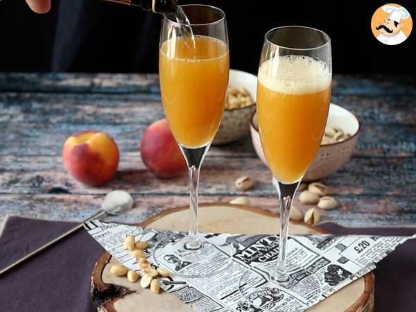 Bellini, den enkla italienska persikococktailen som du kan göra hemma! - Beredning steg 2