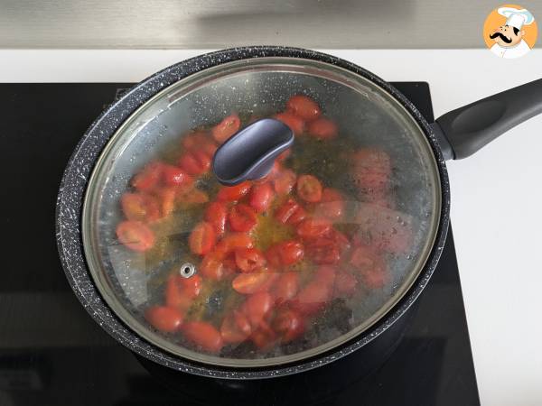 Krämig pasta med burrata och körsbärstomater - Beredning steg 2