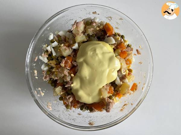 Rysk sallad med hemgjord majonnäs - Beredning steg 7