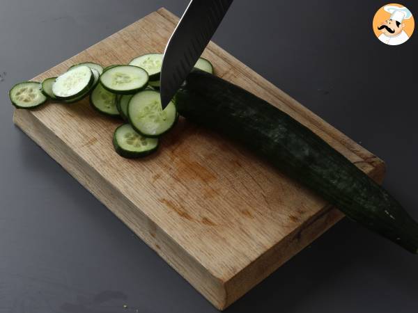 Superuppfriskande sommartårta: ricotta, gurka och rökt lax - Beredning steg 5