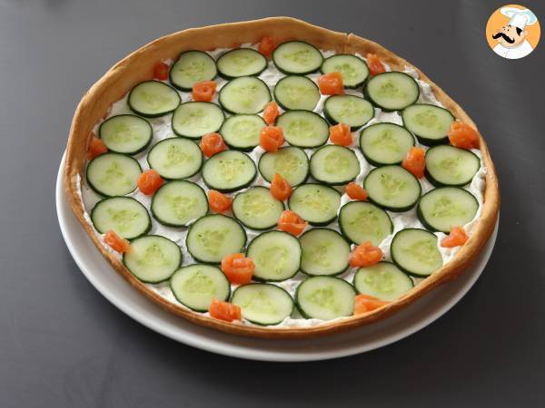 Superuppfriskande sommartårta: ricotta, gurka och rökt lax - Beredning steg 9