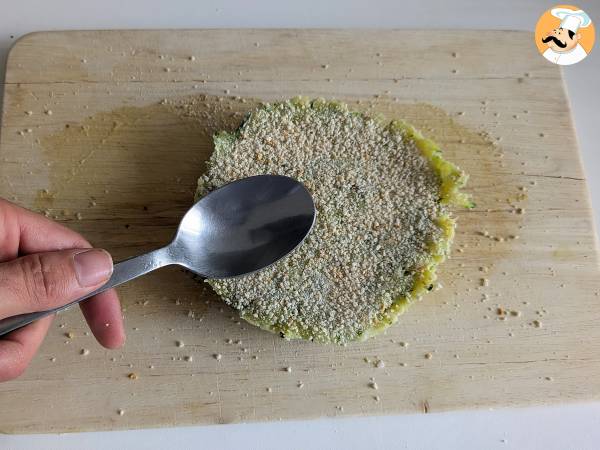 Burgare med zucchini och potatis i luftfritös - Beredning steg 7