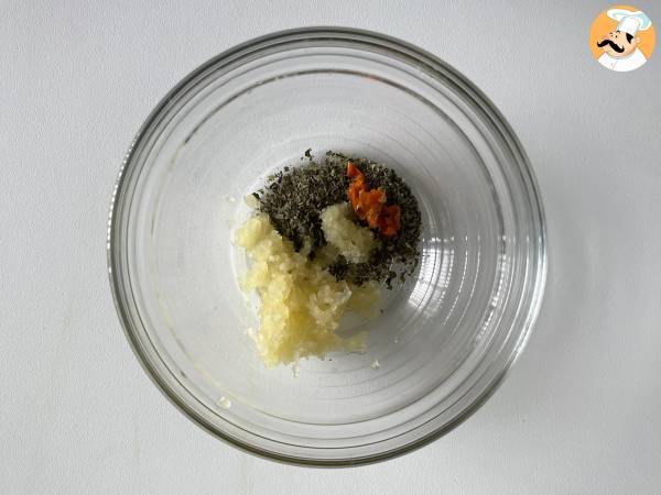Chimichurri-sås: den perfekta såsen för dina grillfester och asados. - Beredning steg 2