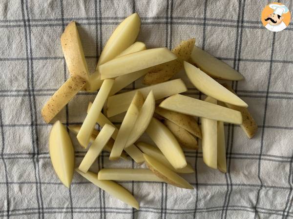 Hur gör man krispiga pommes frites i Air Fryer? - Beredning steg 4