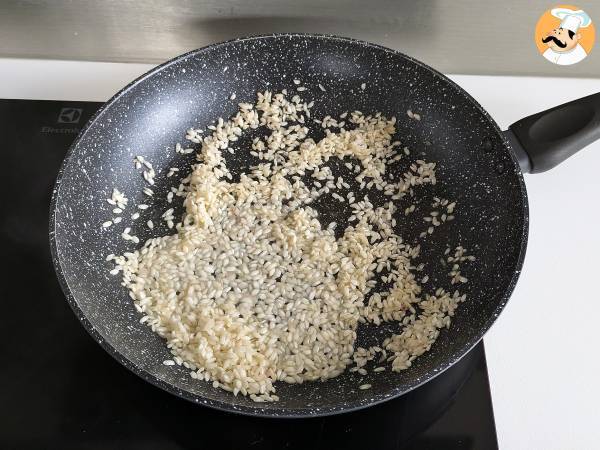 Risotto med räkor och citron, en elegant och enkel rätt att förbereda - Beredning steg 4
