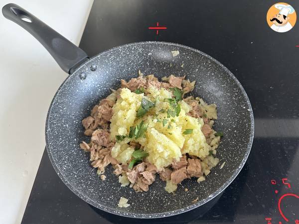 Krispiga tonfiskkakor i Air Fryer: en oemotståndlig aptitretare! - Beredning steg 3