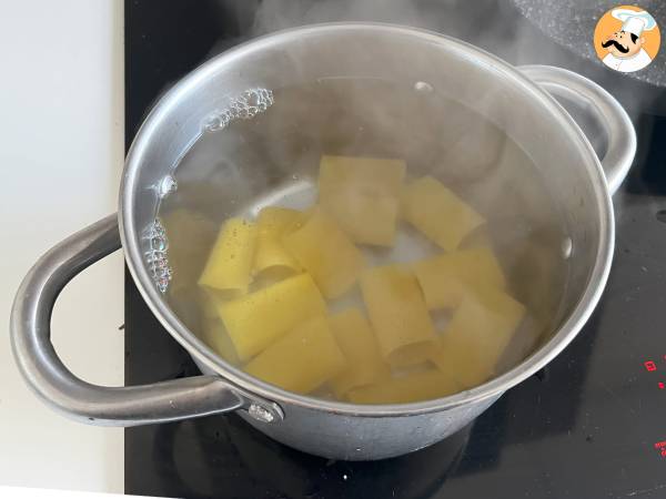 Pasta med ricottakräm och basilika - Beredning steg 1