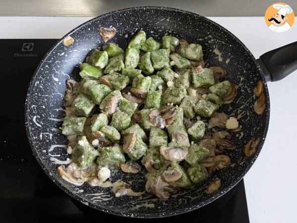 Ärtgnocchi med champinjonsås - Beredning steg 9