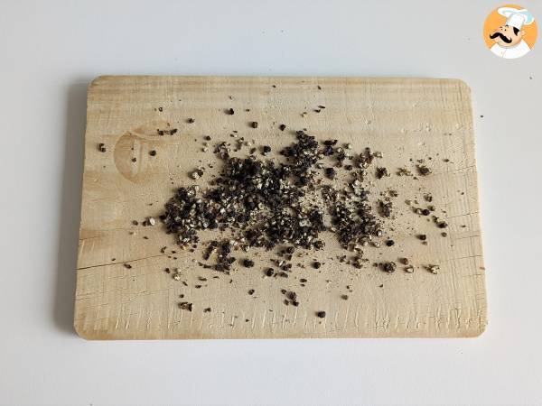 Spaghetti cacio e pepe: 3 ingredienser, en explosion av smak! - Beredning steg 2