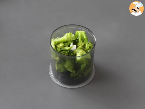 Superenkla broccolipasta som får barnen att älska grönsaker - Beredning steg 1