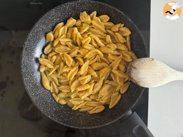 Färsk butternutpasta med endast 2 ingredienser - Beredning steg 8