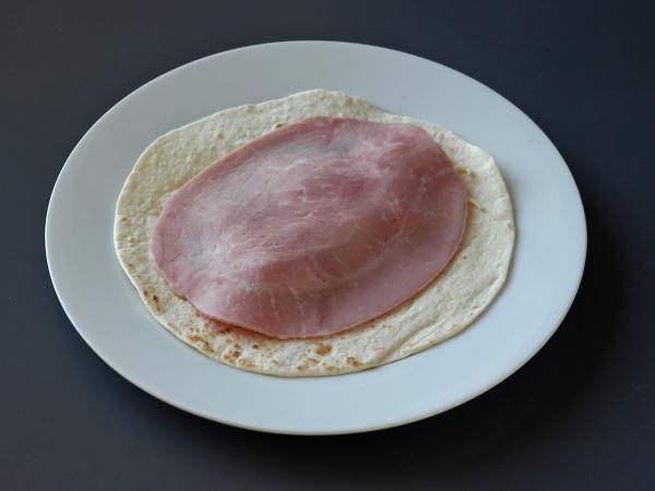 Vad man kan göra med tortillas: En gourmeträtt att dela med pizzasmak! - Beredning steg 3