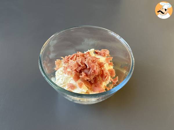 Salami med färskost, aprikoser och mandel: den perfekta aptitretaren för festliga dagar! - Beredning steg 1